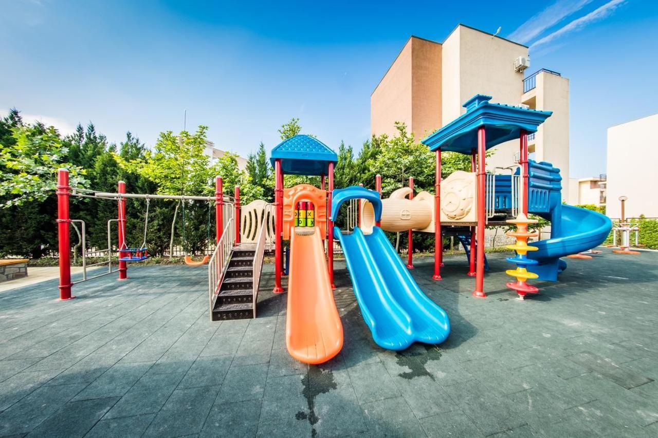Holiday Fort Golf Club - Premium Apartments Słoneczny Brzeg Zewnętrze zdjęcie