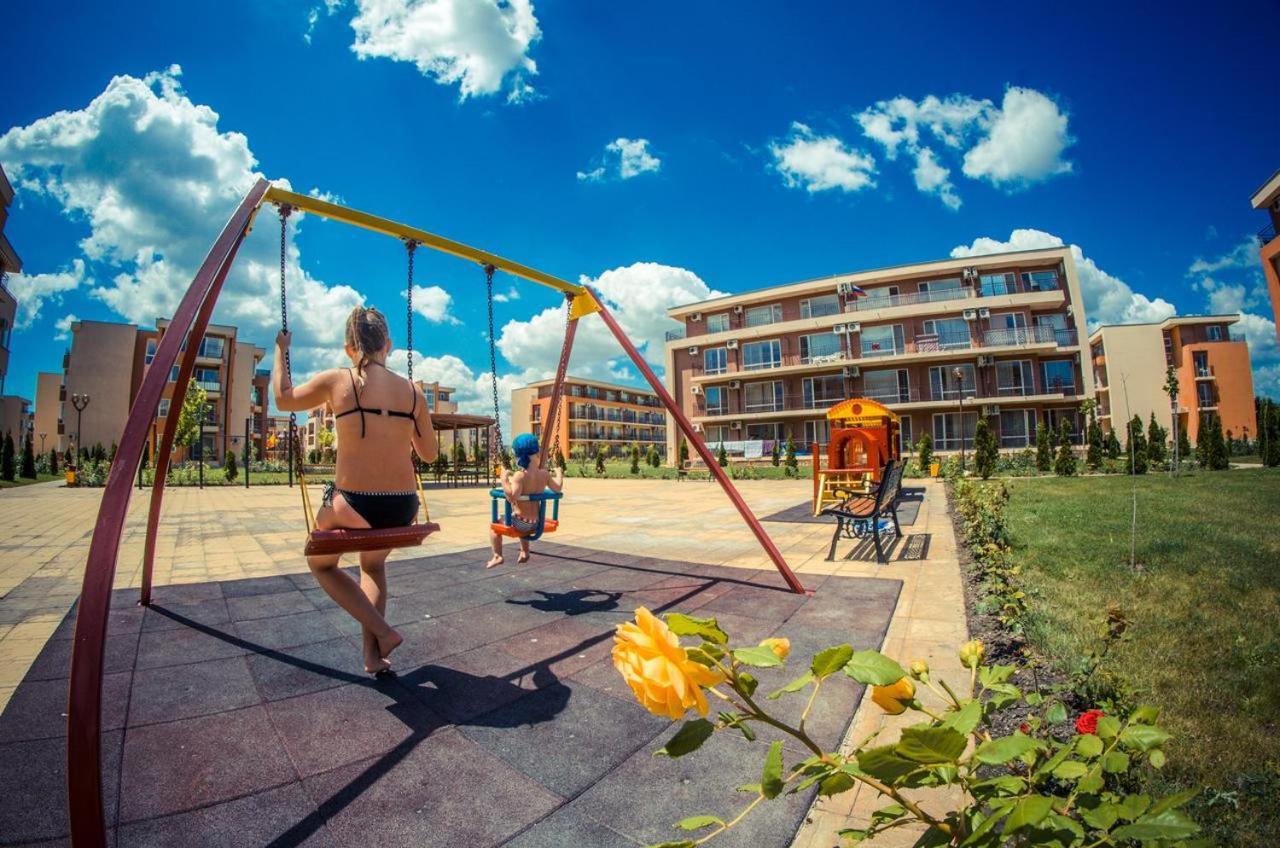 Holiday Fort Golf Club - Premium Apartments Słoneczny Brzeg Zewnętrze zdjęcie