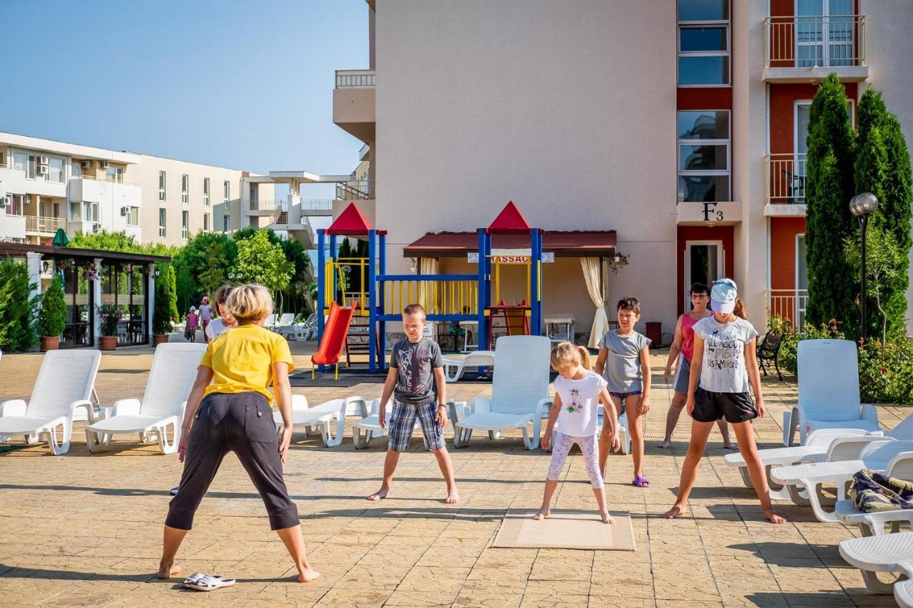 Holiday Fort Golf Club - Premium Apartments Słoneczny Brzeg Zewnętrze zdjęcie